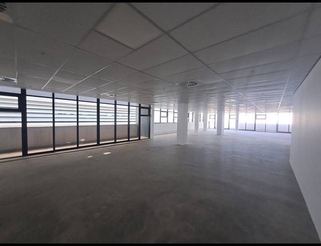 604M² OFFICE TO LET IN ILLOVO